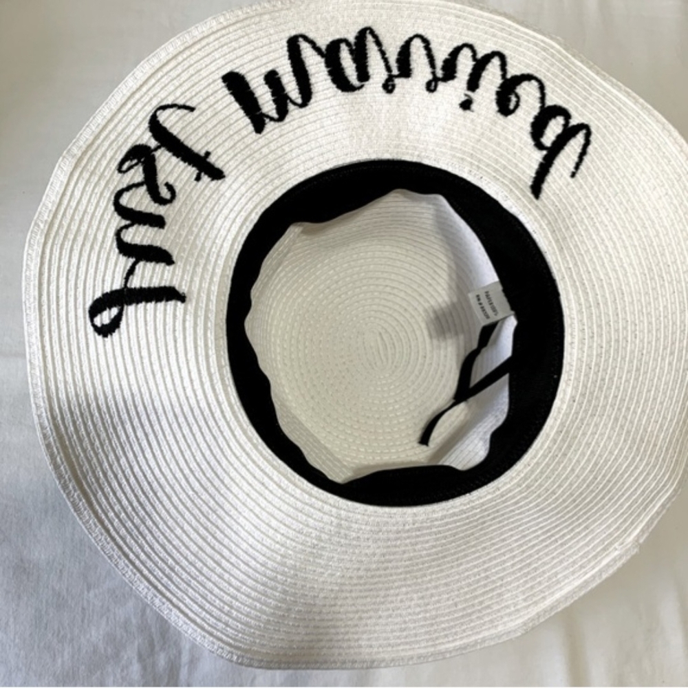 C.C White 'Just Married' Embroidered Bridal‎ Sun Hat - Picture 5 of 5